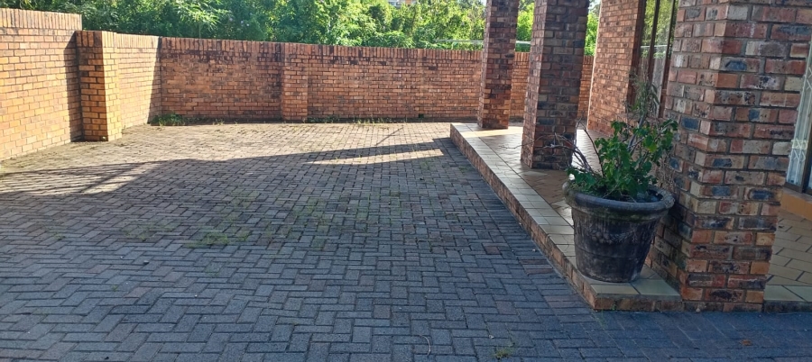 To Let 2 Bedroom Property for Rent in Amalinda Eastern Cape